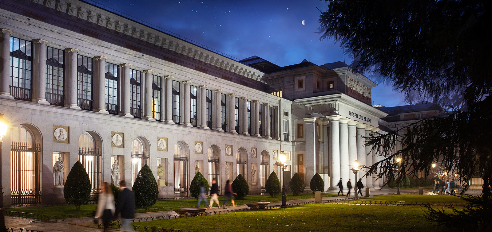 El Prado de Noche