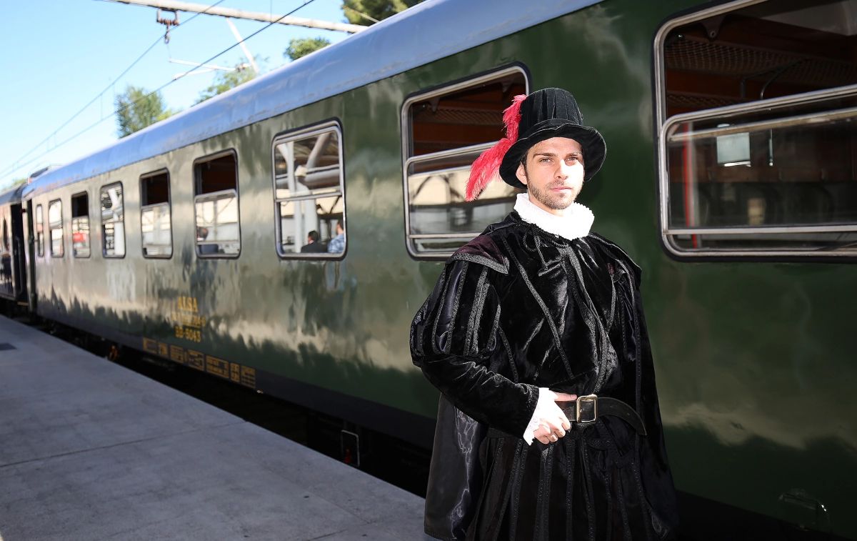 Tren de Felipe II